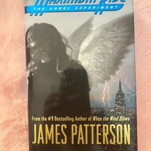 Maximum Ride: The Angel Experiment Hardcover